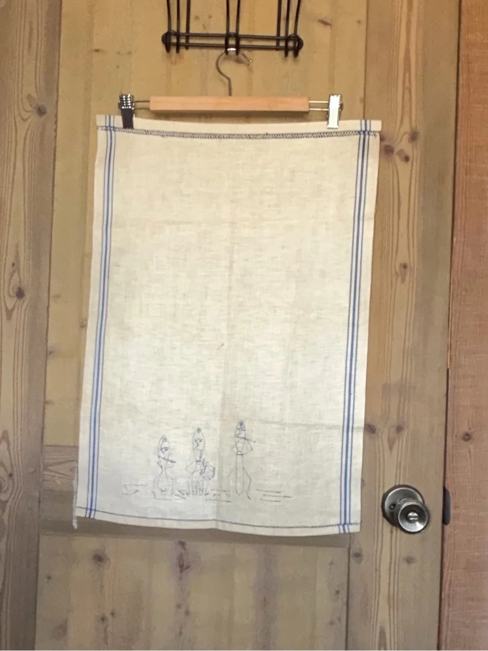 Vintage Embroidered Linen Tea Towel – Musical Silverware Folk Art